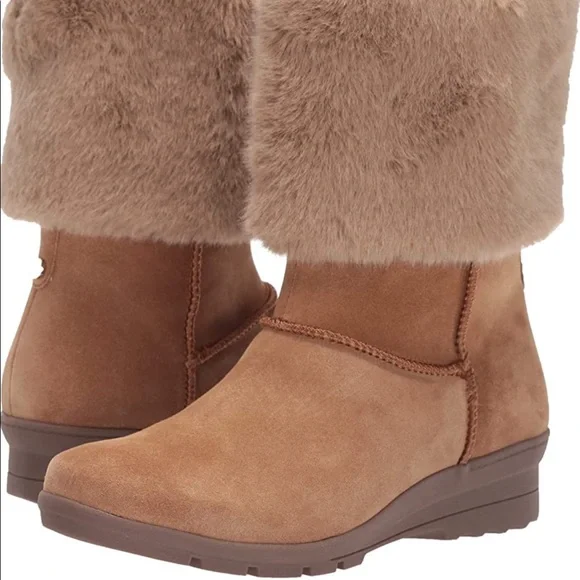 Taryn Rose women’s Erica Boots, tawny brown, and